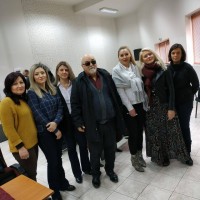 Ο Ι. Βαρδακαστάνης με το το επιστημονικό προσωπικό, κοινωνικοί λειτουργοί, ψυχολόγοι, διοικητικοί κ.α του Κέντρου Κοινότητας Δήμου Κομοτηνής