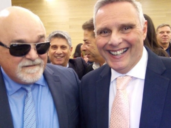 Ο Ι. Βαρδακαστάνης με τον Κώστα Στέφα