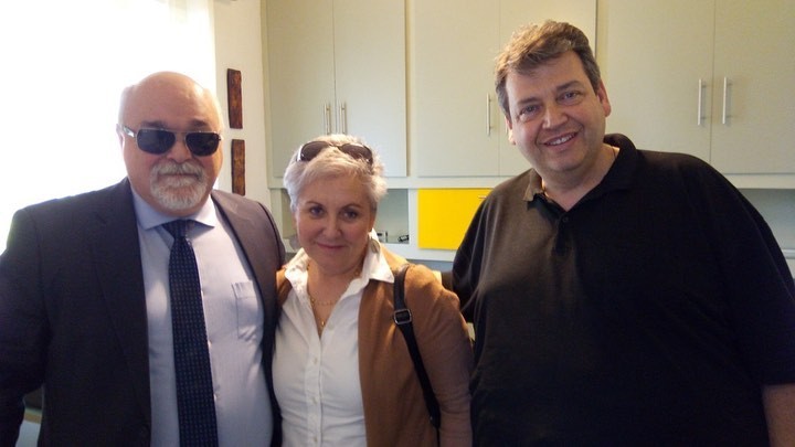 Ο Ι. Βαρδακαστάνης με τη Ράνια Καρανικόλα και τον Απ. Μιχαλόπουλο