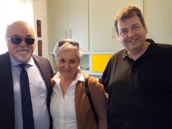 Ο Ι. Βαρδακαστάνης με τη Ράνια Καρανικόλα και τον Απ. Μιχαλόπουλο