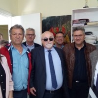 Ο Ι Βαρδακαστάνης με τον υποψήφιο βουλευτή Μαγνησίας, Γιάννη Αναστασίου και υποψήφιους περιφερειακούς συμβούλους