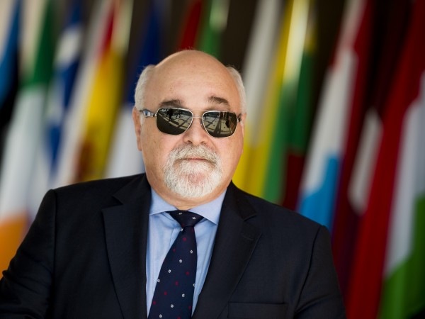 Ο Ι. Βαρδακαστάνης